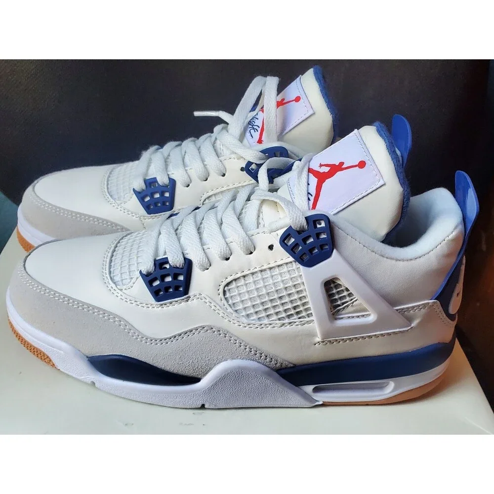 Nike SB x Air Jordan 4 Retro Navy Blue. Size 8.5